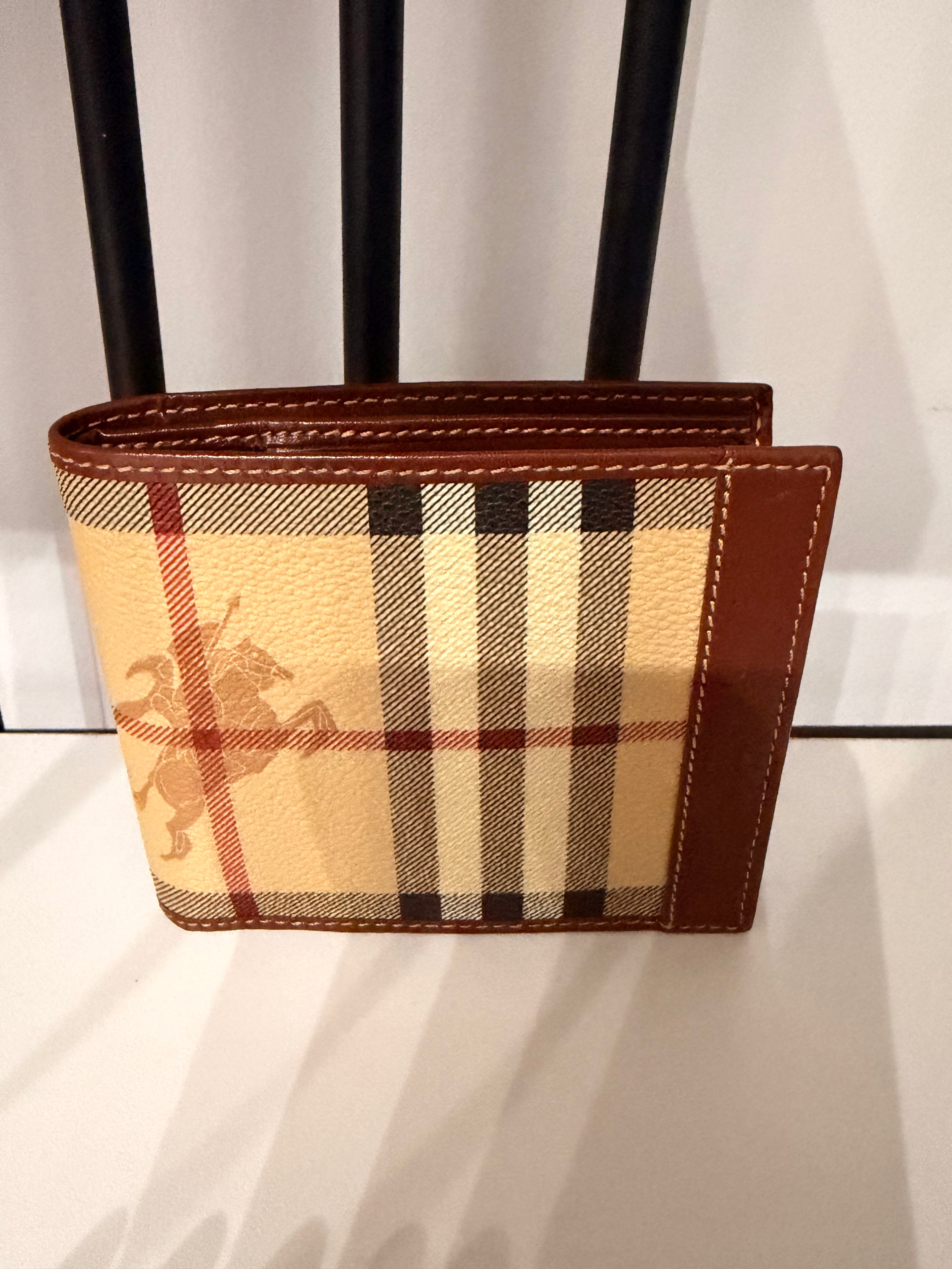 Burberry Nova Check Bifold Wallet – Beige & Brown