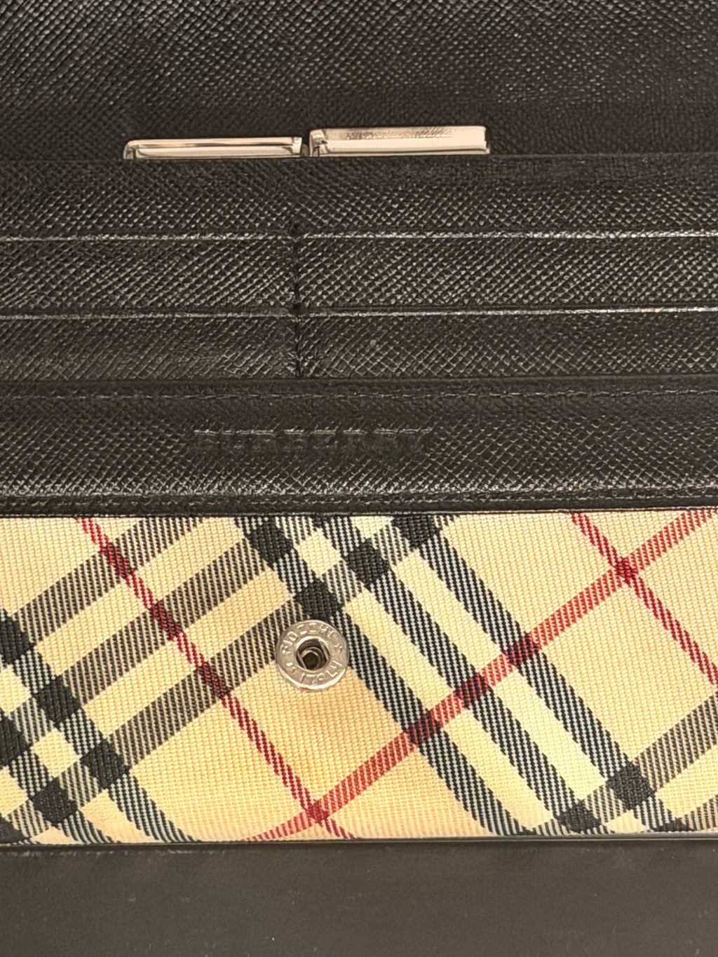 Burberry Vintage Check Long Wallet – Beige & Black
