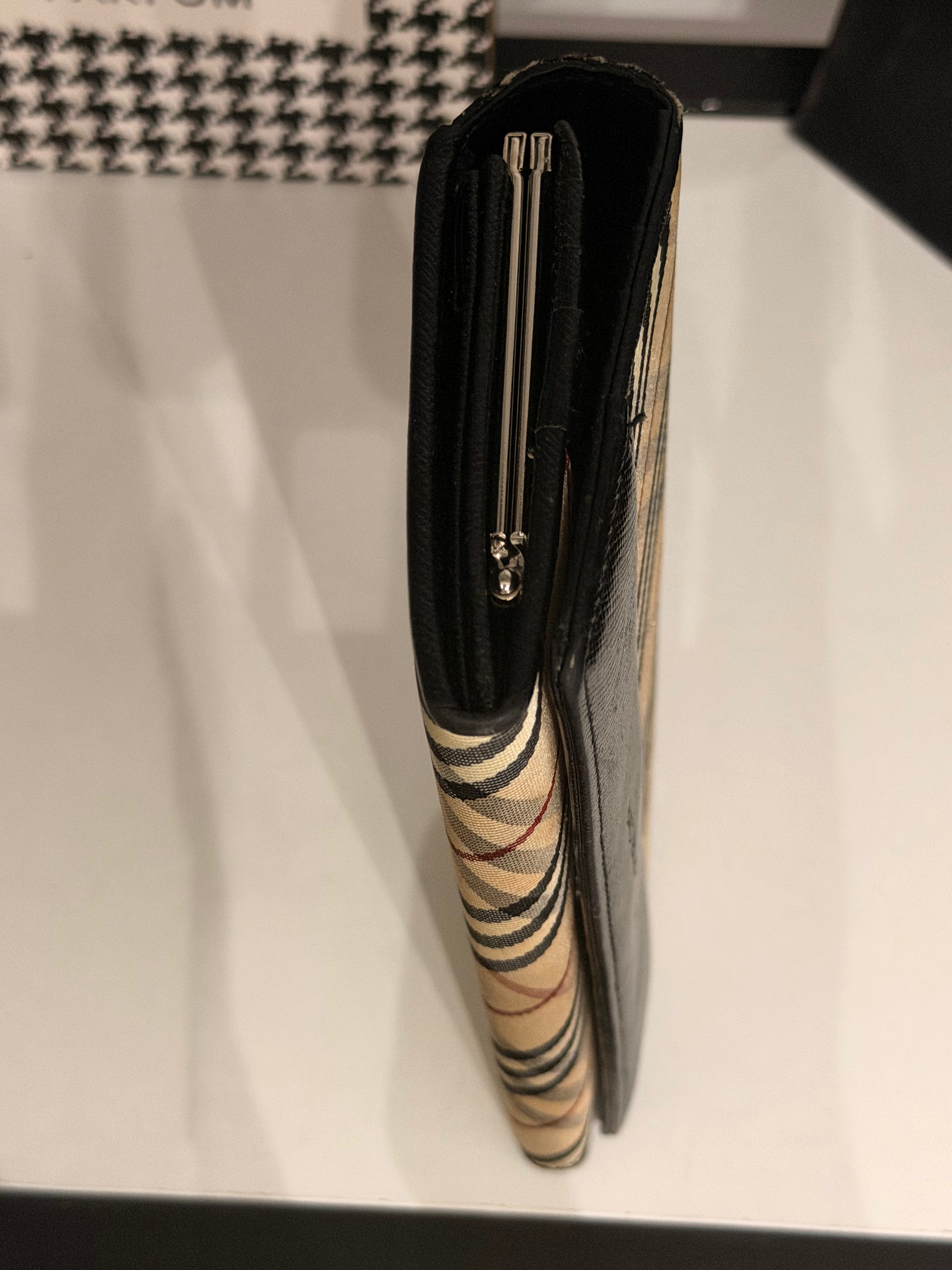 Burberry Vintage Check Long Wallet – Beige & Black