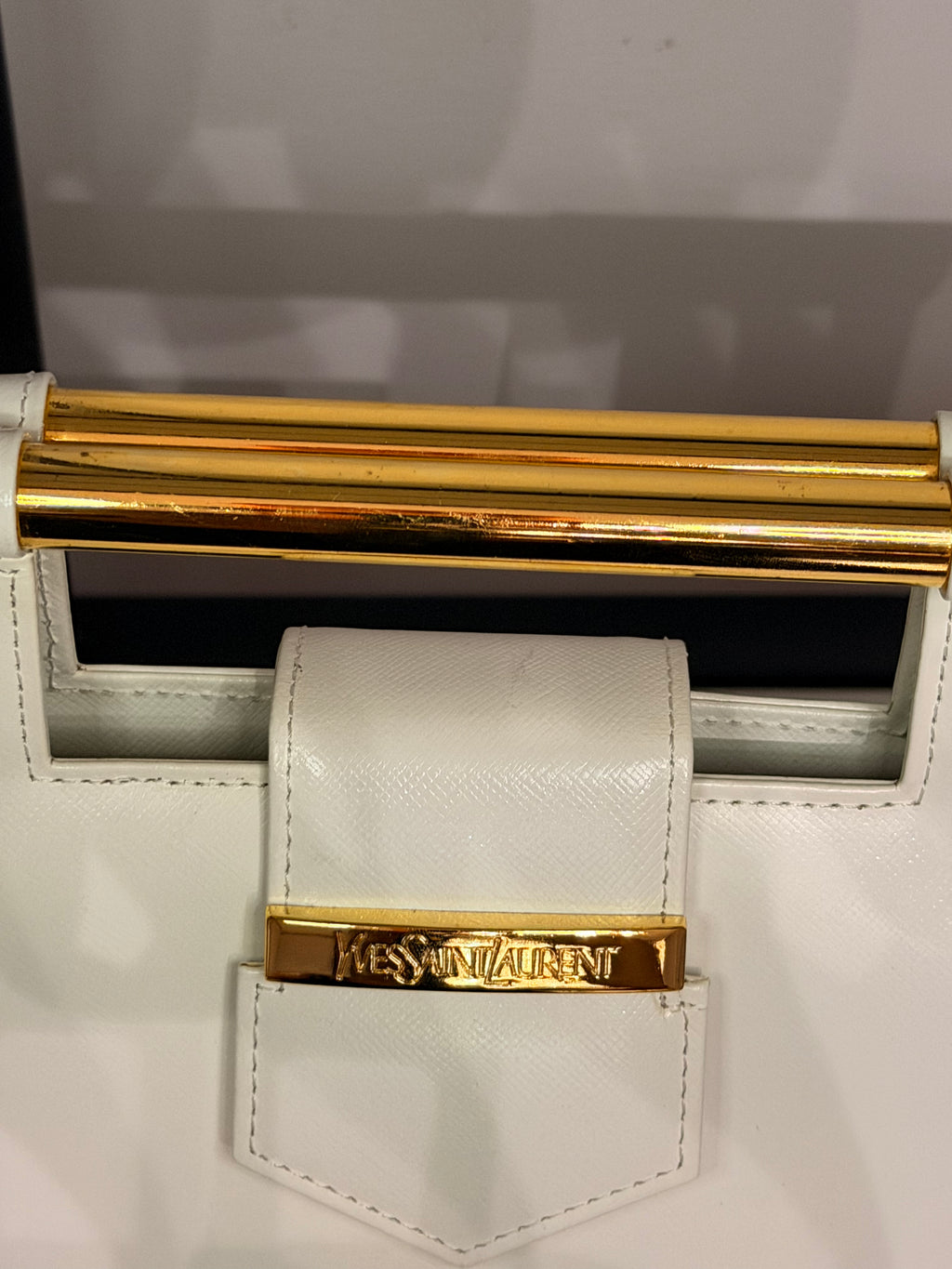 Yves Saint Laurent Vintage Structured Clutch – White