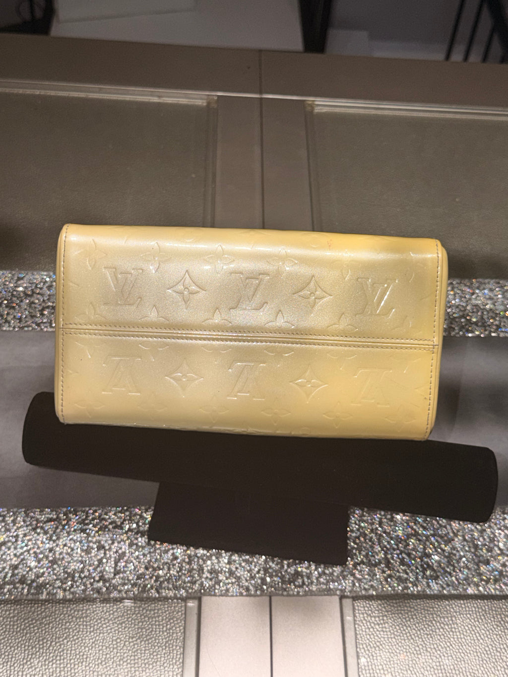 Louis Vuitton Maple Drive PM Pale Yellow Monogram Vernis Handbag