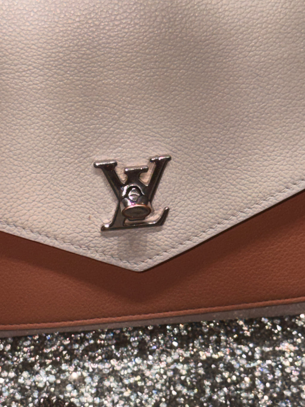 Louis Vuitton Mylockme Chain Pochette White & Pink Shoulder Bag