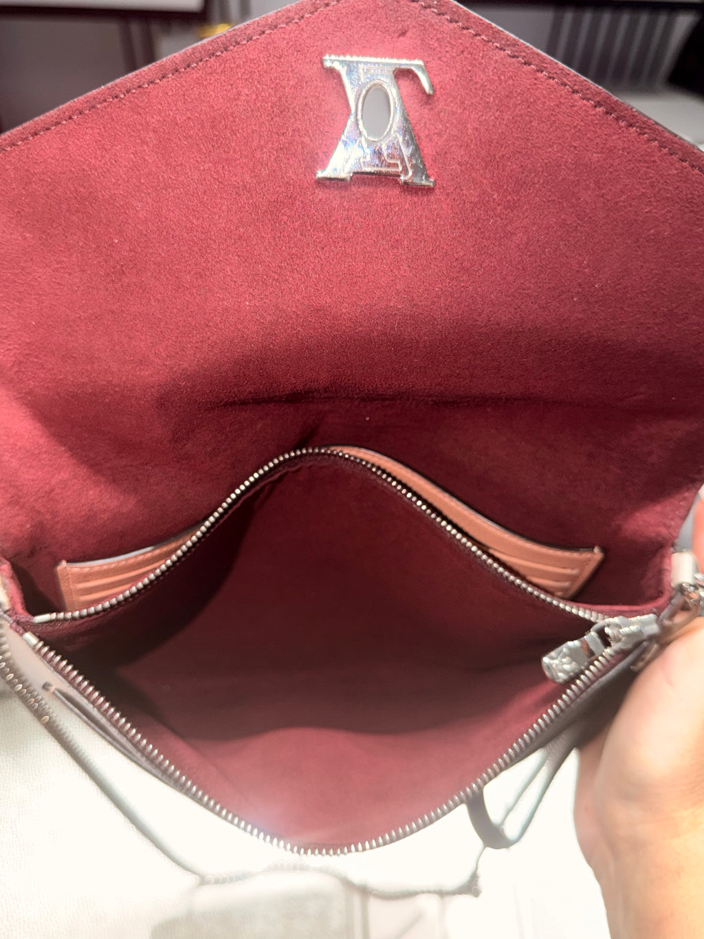 Louis Vuitton Mylockme Chain Pochette White & Pink Shoulder Bag