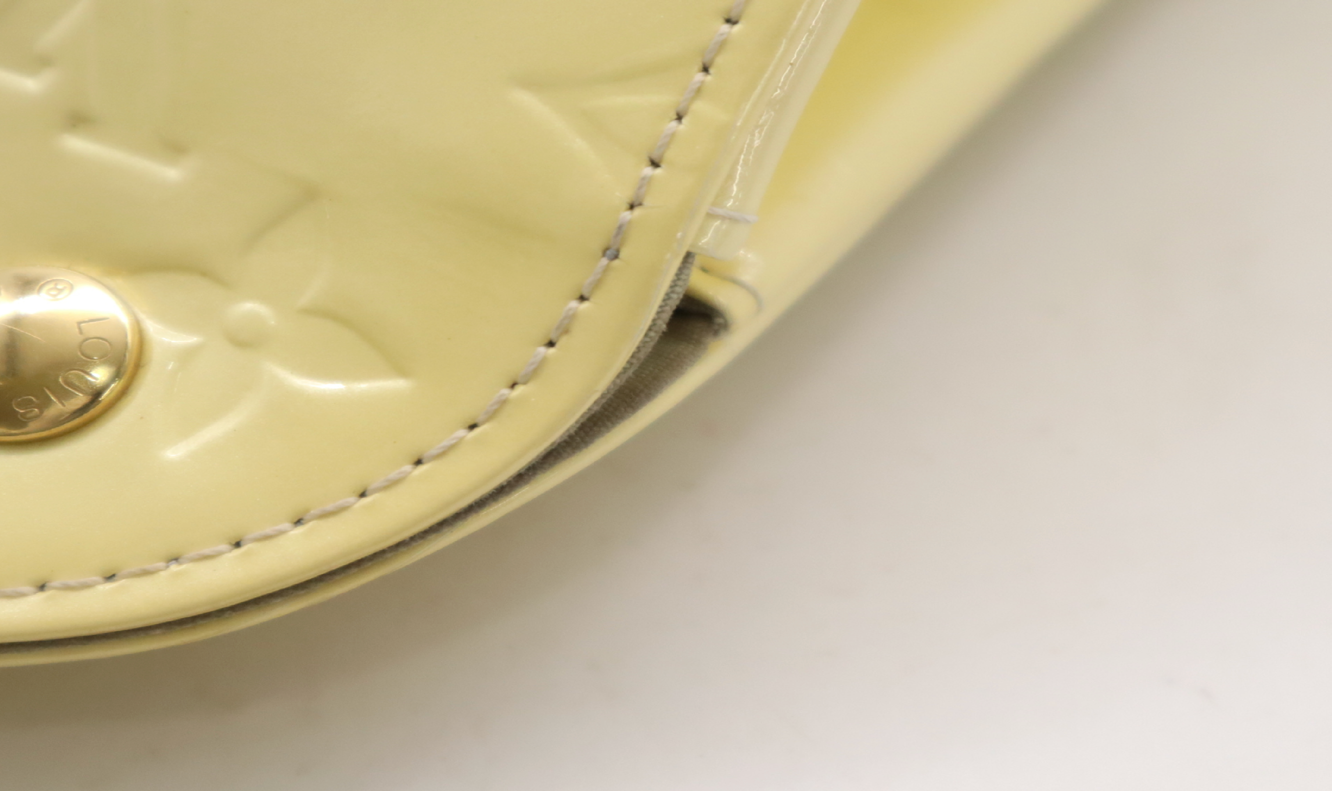 Louis Vuitton Maple Drive PM Pale Yellow Monogram Vernis Handbag