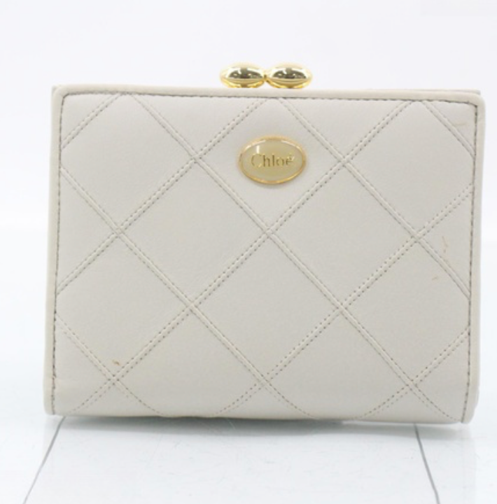 Chloé Cream Quilted Leather Gold Kiss-Lock Compact Wallet