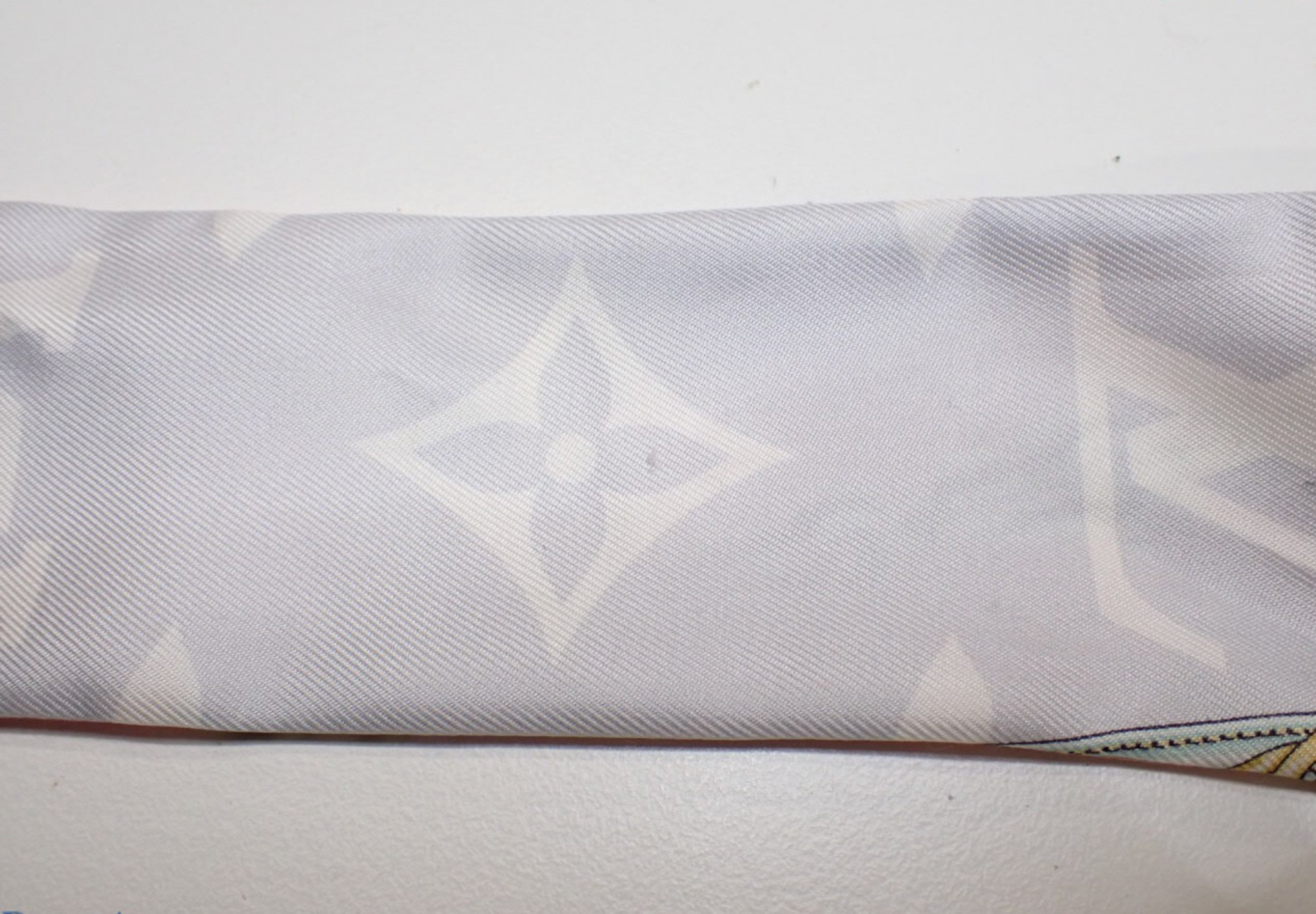 Louis Vuitton Monogram BB Bandeau Silk Scarf Pink White Made in Italy with Box