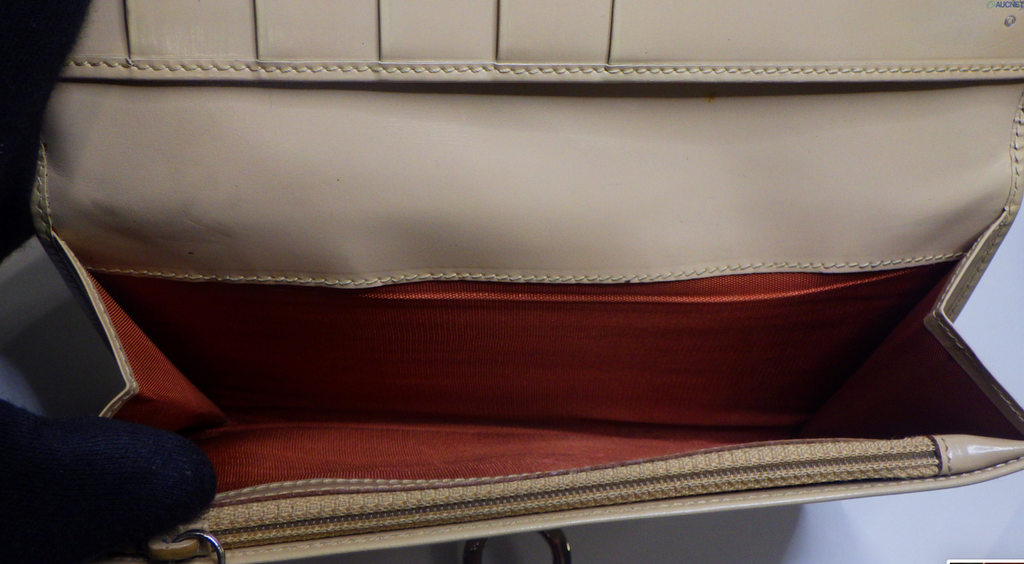 Salvatore Ferragamo Gancini Cream Leather Long Wallet Made in Italy
