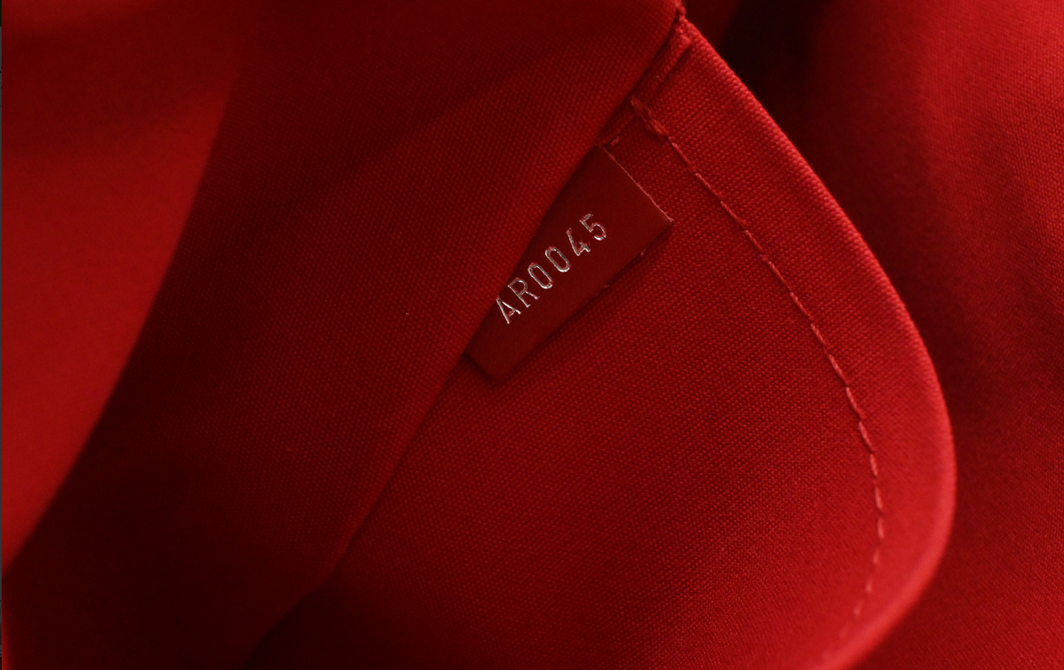 Louis Vuitton Red Epi Leather Segur MM Shoulder Bag