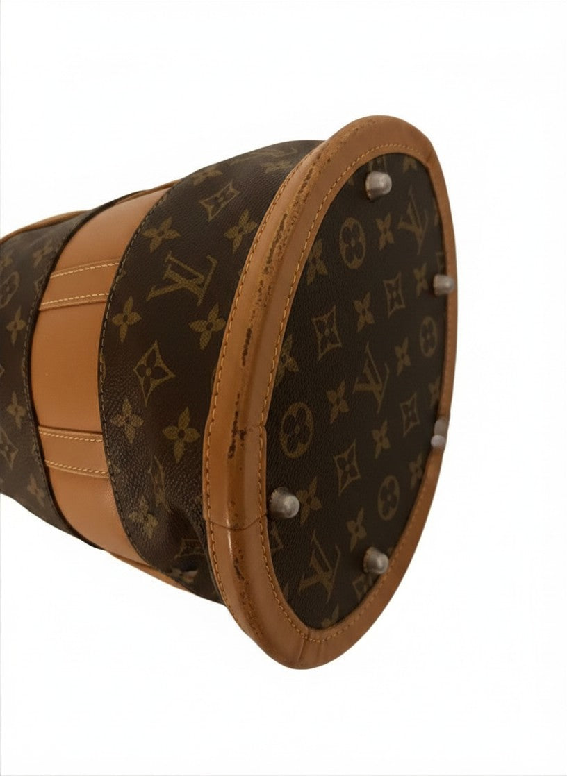 Louis Vuitton Bucket bag