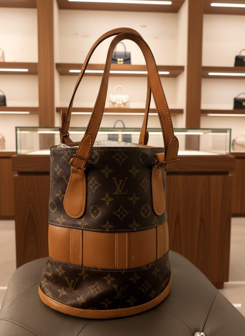 Louis Vuitton Bucket bag