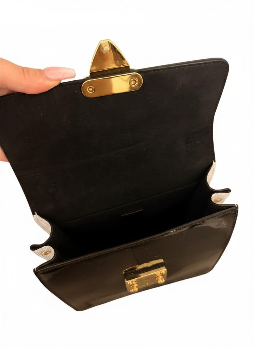 LV BLACK VERNIS MONOGRAM