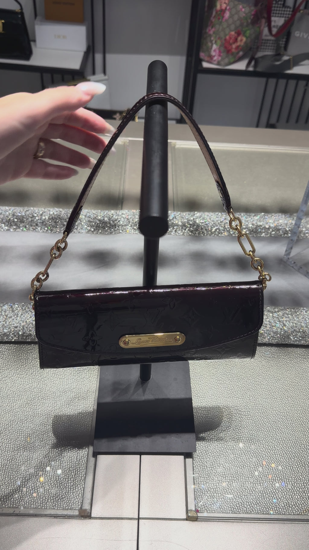 Louis Vuitton Sunset Boulevard Monogram Vernis Shoulder Bag Clutch – Amarante