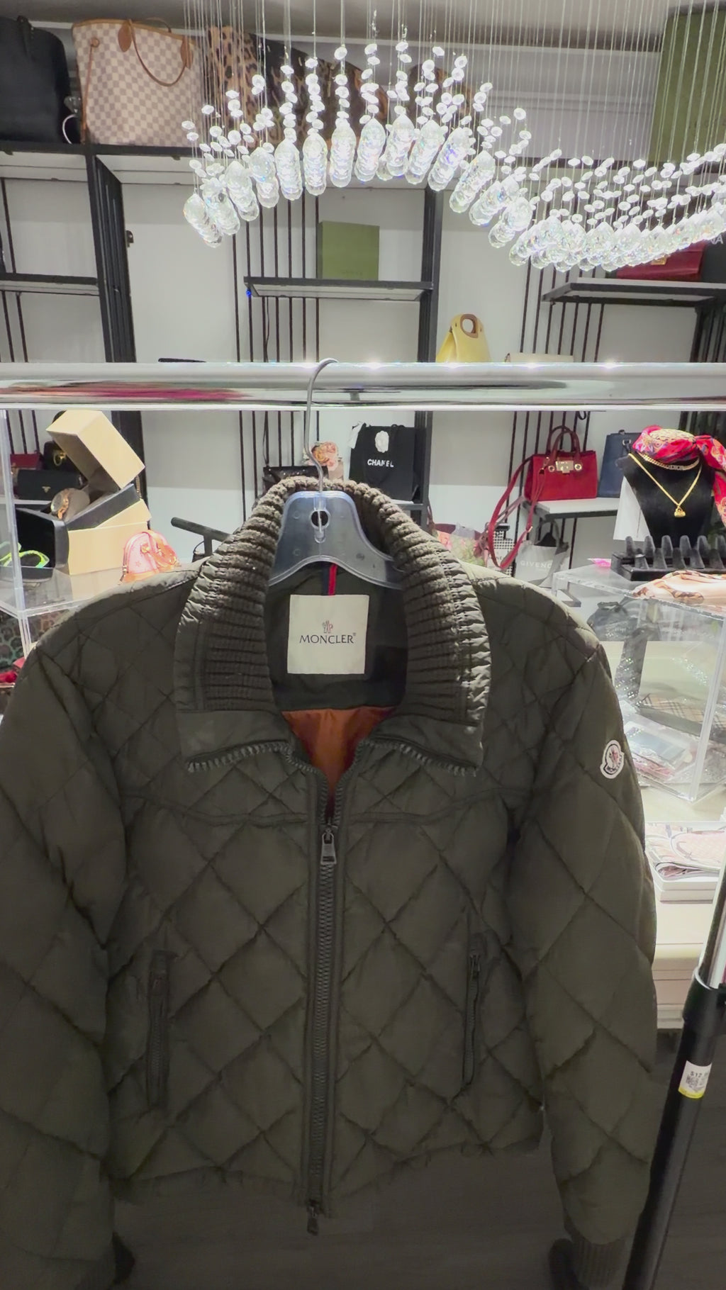 Moncler Men’s Size 4  Olive Green Quilted Down Puffer Jacket