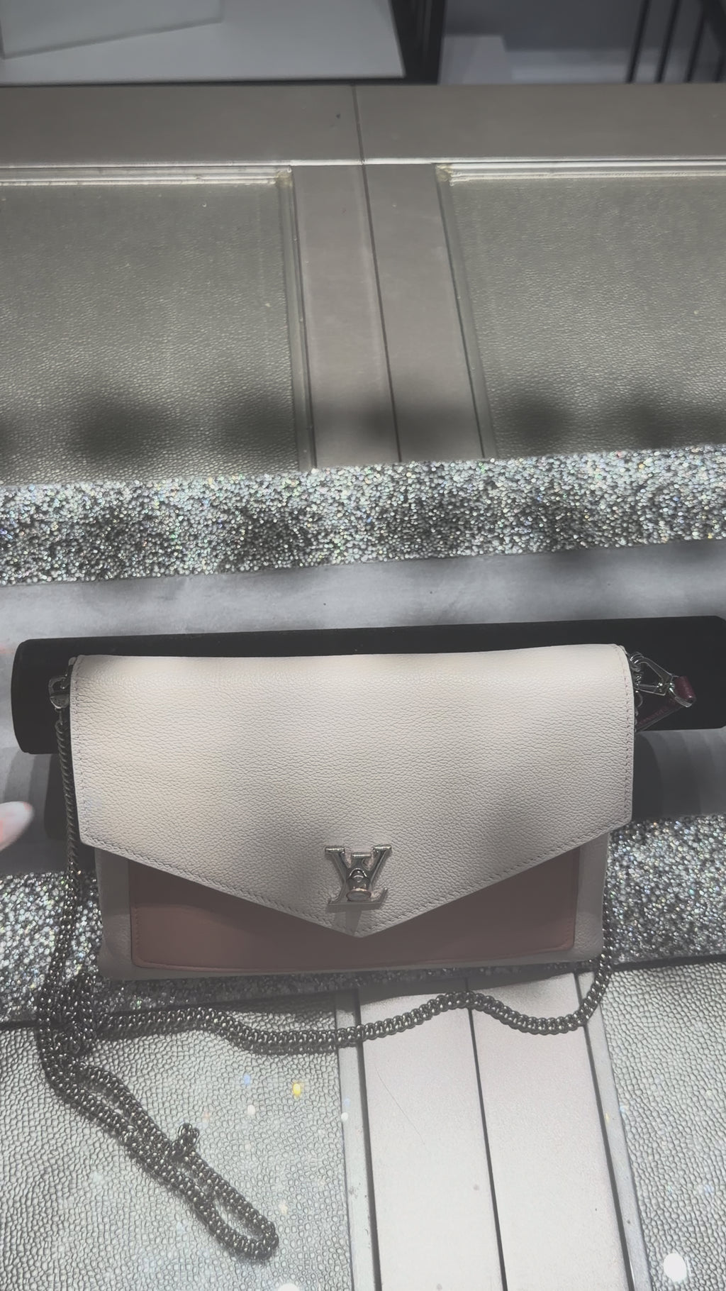 Louis Vuitton Mylockme Chain Pochette White & Pink Shoulder Bag